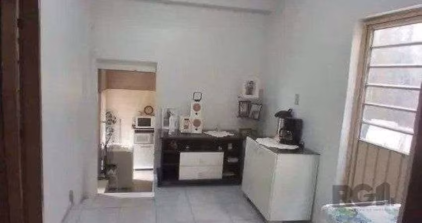 Casa 2 dormitórios à venda Mário Quintana Porto Alegre/RS
