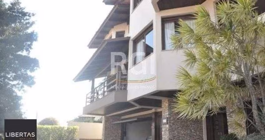 Casa para Venda - 408.74m², 5 dormitórios, sendo 2 suites, 3 vagas - São Caetano