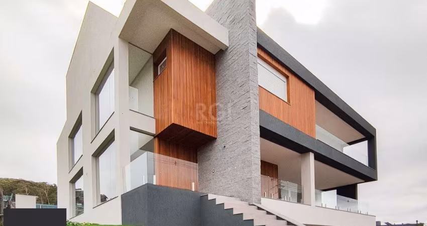 Casa Condominio para Venda - 357m², 4 dormitórios, sendo 4 suites, 4 vagas - Alp