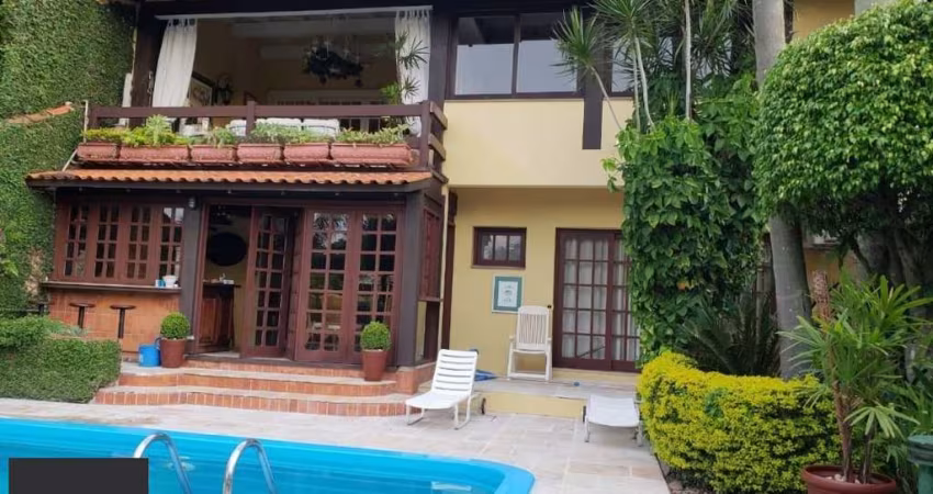 Casa Condominio para Venda - 451m², 5 dormitórios, sendo 3 suites, 4 vagas - San