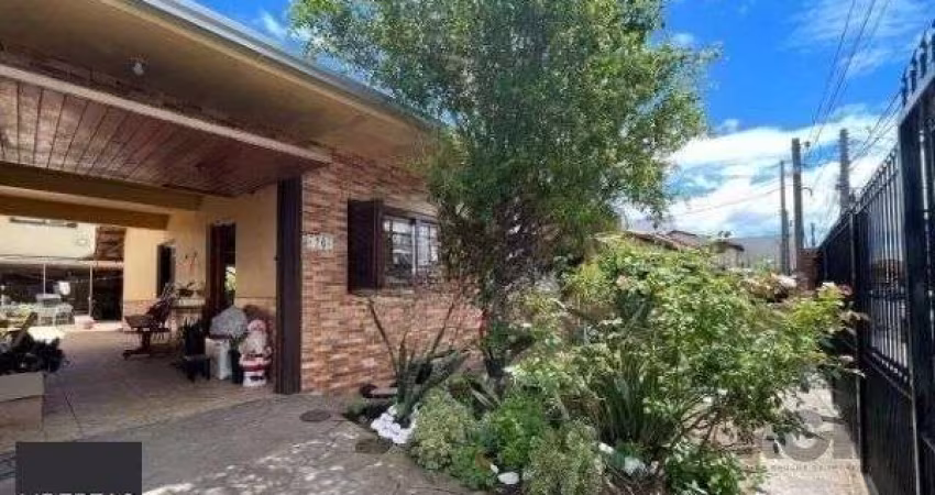 Casa 4 dormitórios à venda Vila Márcia Cachoeirinha/RS