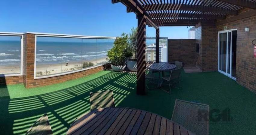 Apartamento @ dormitório a uma quadra do mar