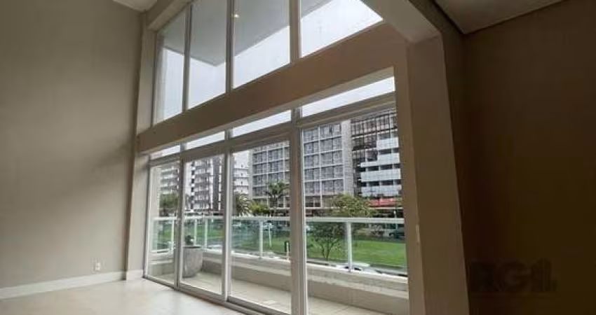Duplex em Condomínio
