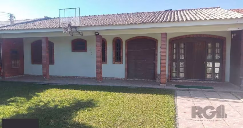 Casa 3 dormitórios à venda Zona Norte Capão da Canoa/RS