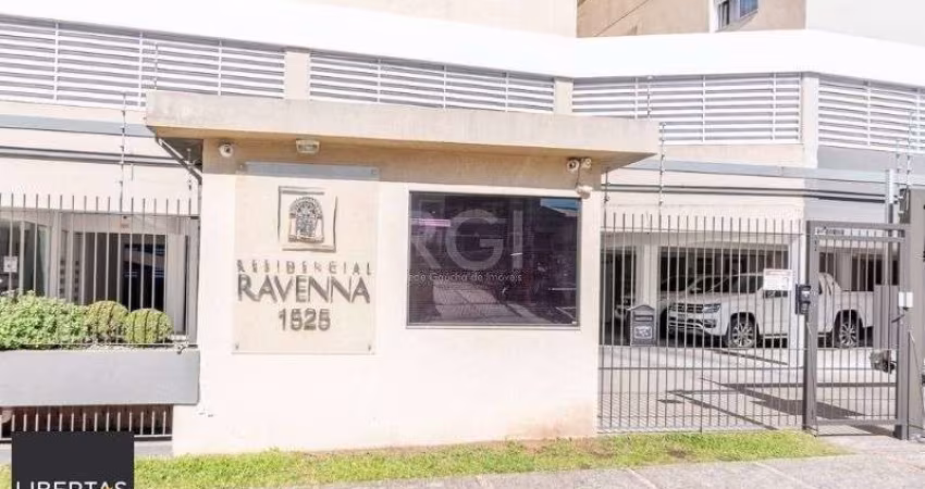 Apartamento para Venda - 73.94m², 3 dormitórios, sendo 1 suites, 1 vaga - Centro