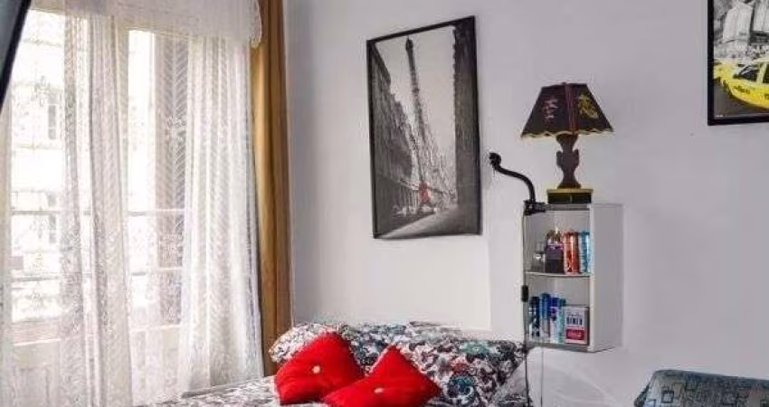 Apartamento JK no Centro de frente