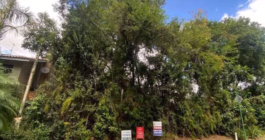 Excelente terreno arborizado no Cantegril Fase II.