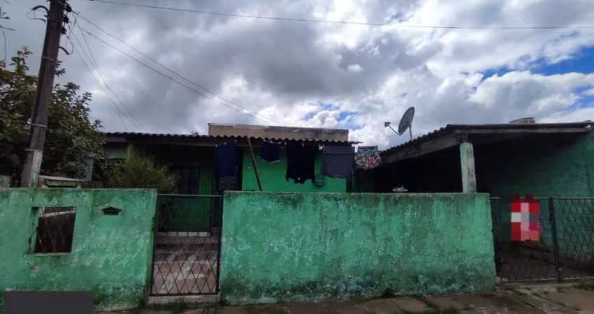 Casa de 3 dormitórios - Bairro restinga
