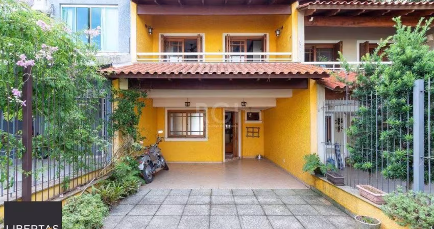 Casa para Venda - 195.96m², 3 dormitórios, sendo 1 suites, 2 vagas - Espirito Sa