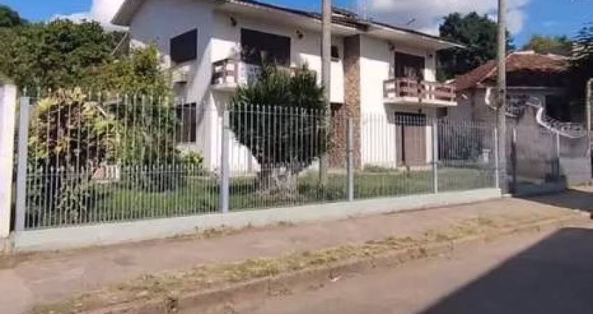 Casa Ampla no Jardim Carvalho com 4 dormitórios