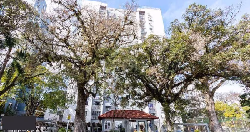 Apartamento 3 quartos, reformado, infraestrutura - Bairro Cristal