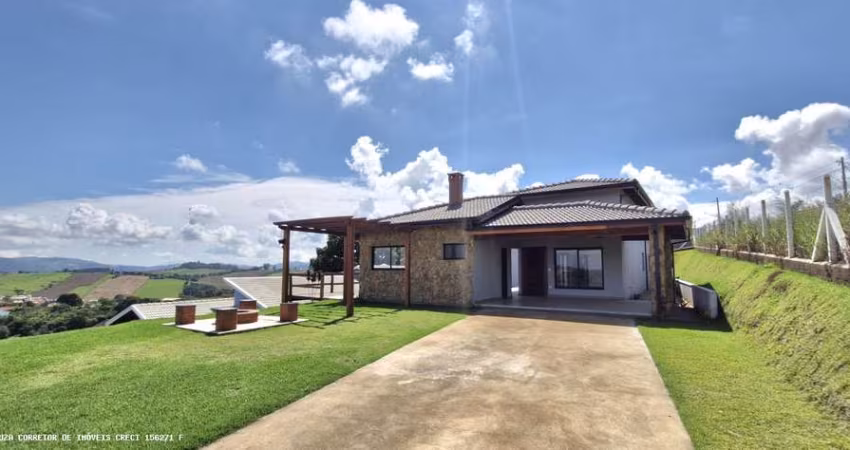 Chácara para Venda em Pinhalzinho, Zona Rural, 3 dormitórios, 1 suíte, 3 banheiros, 2 vagas