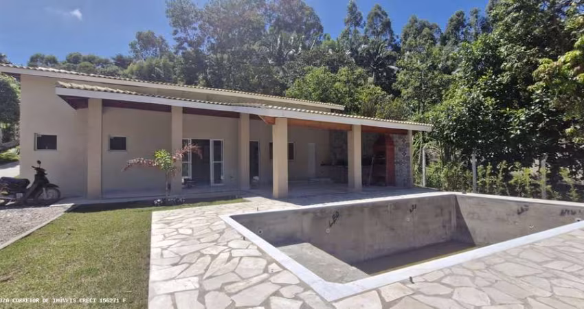 Chácara para Venda em Pinhalzinho, Zona Rural, 4 dormitórios, 3 suítes, 4 banheiros, 2 vagas