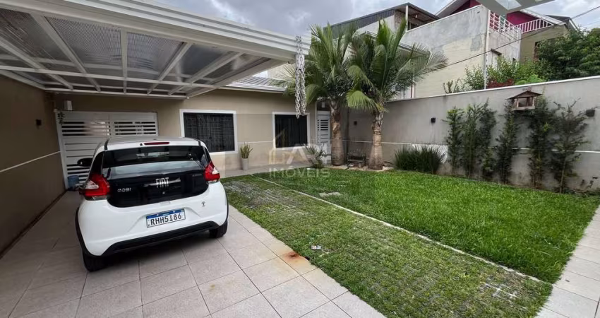 Casa à venda no bairro Capão da Imbuia em Curitiba/PR