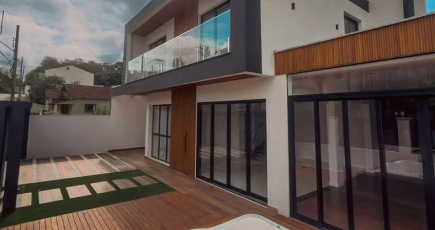 Casa com 3 quartos à venda na Rua Harmonia, 231, Floresta, Joinville