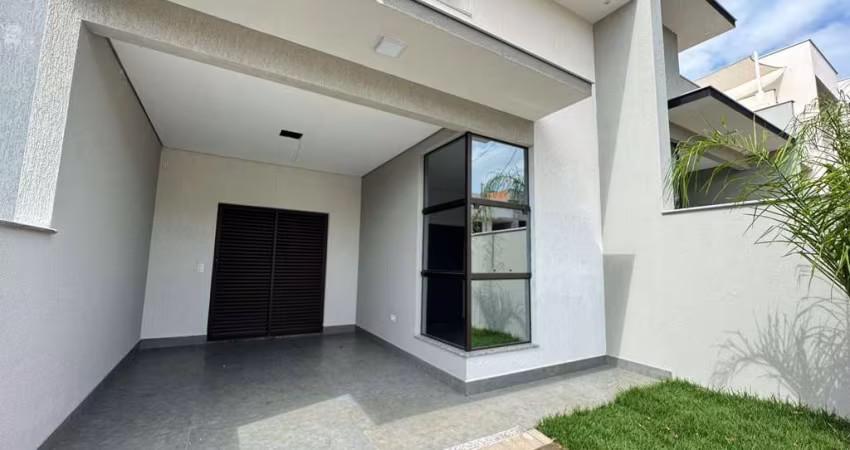 CONDOMINIO MORADA DAS FLORES  - R$ 2.600 - Aluga´-se Casa térrea, 3 quartos (01 suíte)  85m2, 1 vag