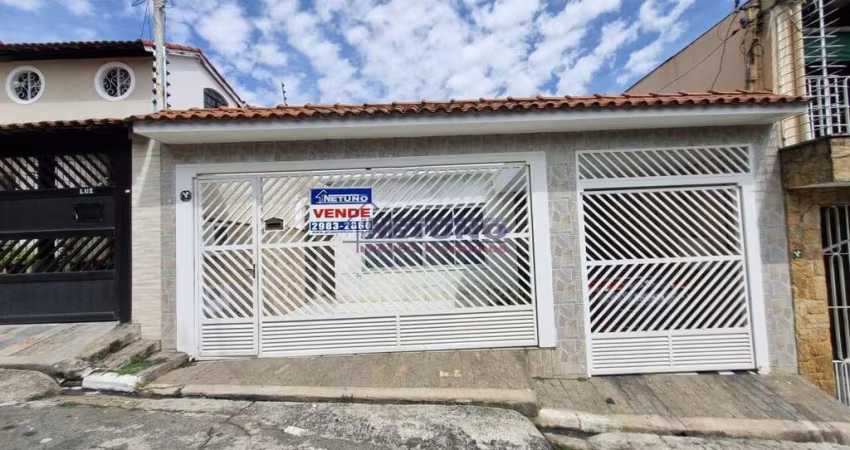 Oportunidade Única na Vila Medeiros! Casa com 3 quartos e 1 vaga.