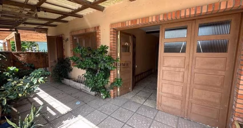 Casa à venda no centro de Imbé