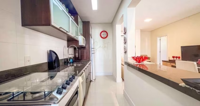 APARTAMENTO PERTINHO DO MAR Á VENDA!