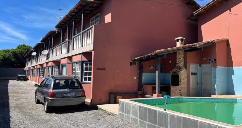 VENDO UMA EXCELENTE CASA DENTRO DE CONDOMINIO NA OGIVA