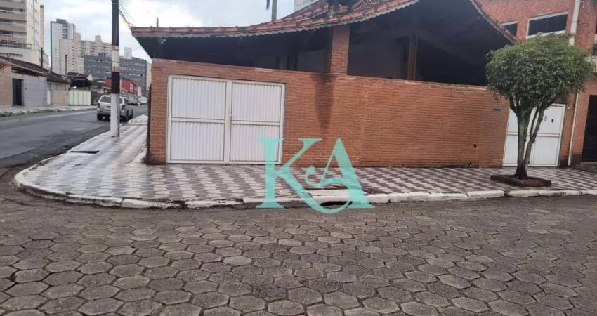 Casa com 3 dormitórios à venda, 200 m² por R$ 600.000,00 - Aviação - Praia Grande/SP