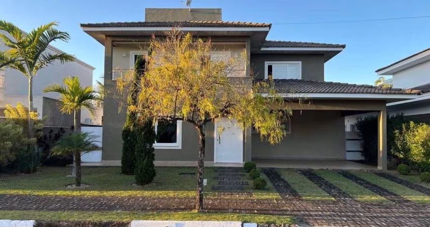 Casa Duplex com 05 dormitórios no Condomínio Shambala 2