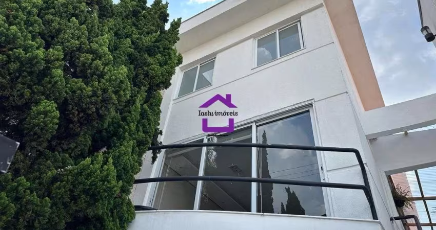 Sobrado para Venda e Locação, 3 dorms, 3 suites, 4 vagas, 335 m²