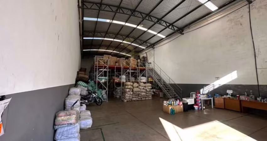 Salão Comercial para Locação no bairro Jardim Jóquei Clube, em Ribeirão Preto