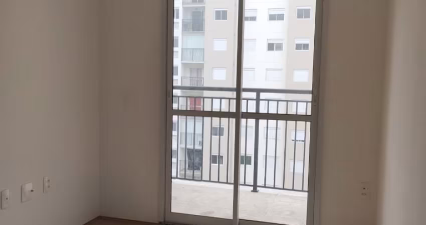 Apartamento NOVO com sacada a venda/permuta na Lapa-São Paulo
