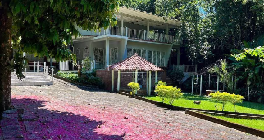 Casa à venda, 5 quartos, 5 vagas, Barreira - Guapimirim/RJ