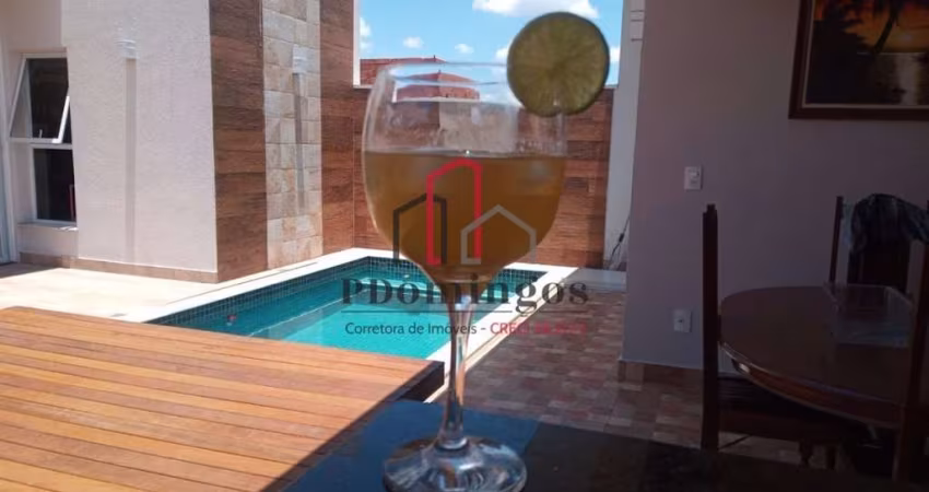 SOBRADO COM PISCINA - CONDOMÍNIO OLÍVIO FRANCESCHINI - HORTOLÂNDIA