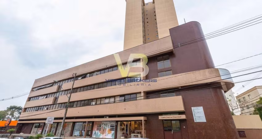 Sala Comercial com Lavabo 29m² no Portão