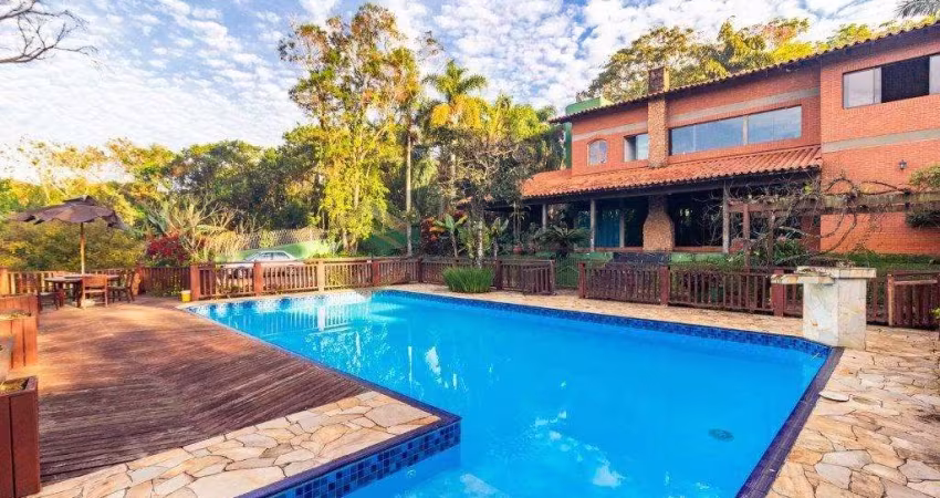 Casa de Condomínio em Chácaras do Peroba - Jandira, SP