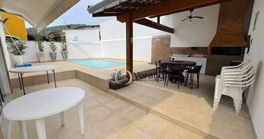 Casa com 3 quartos, piscina e espaço gourmet à venda, 176 m² por R$ 850.000 - Jardim Albamar - Guarujá/SP
