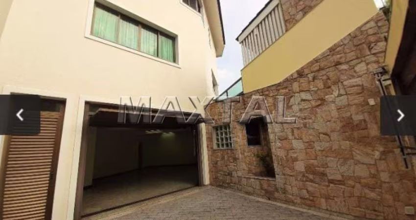 Sobrado no bairro Jardim França, mobiliado, 4 dormitórios, 3 suítes e 7 vagas.