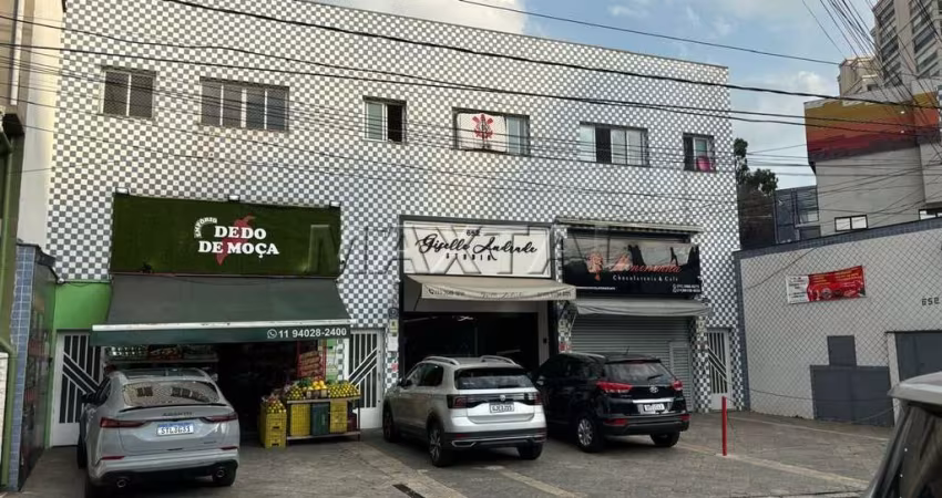 Apartamento para locação, de 100m², com 2 dormitórios sendo ambos suítes, na Santa Teresinha.
