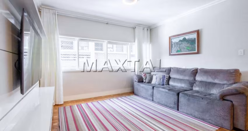 Apartamento à venda de 144m², com  3 dormitórios, 3 banheiros e 2 vagas, na Santa Cecília.