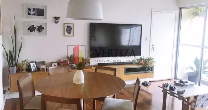 Apartamento com 3 quartos à venda na Rua Gaivota, 1230, Moema, São Paulo