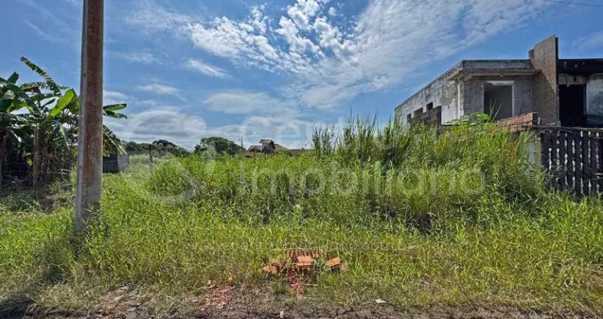 TERRENO à venda em Peruíbe, no bairro Jardim Imperador