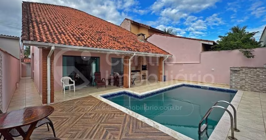 CASA à venda com piscina e 4 quartos em Peruíbe, no bairro Jardim Marcia