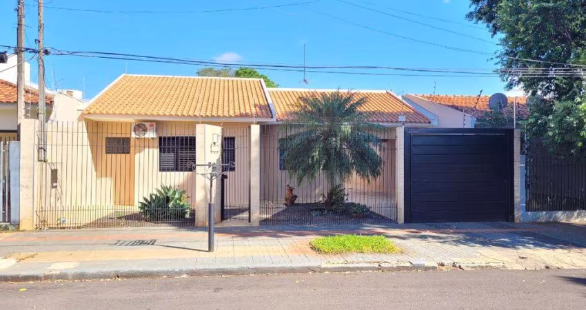 Casa para alugar em Maringá, Parque Residencial Cidade Nova, com 3 quartos, com 171.84 m²