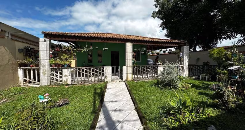 Casa para Venda em Itanhaém, Califórnia, 5 dormitórios, 2 banheiros, 4 vagas