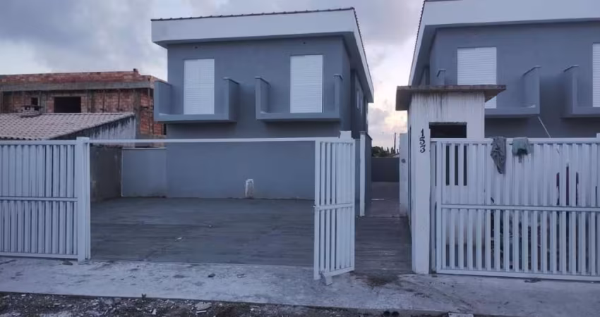 Casa para Venda em Itanhaém, Balneário Jequitibá, 2 dormitórios, 2 suítes, 1 banheiro, 1 vaga
