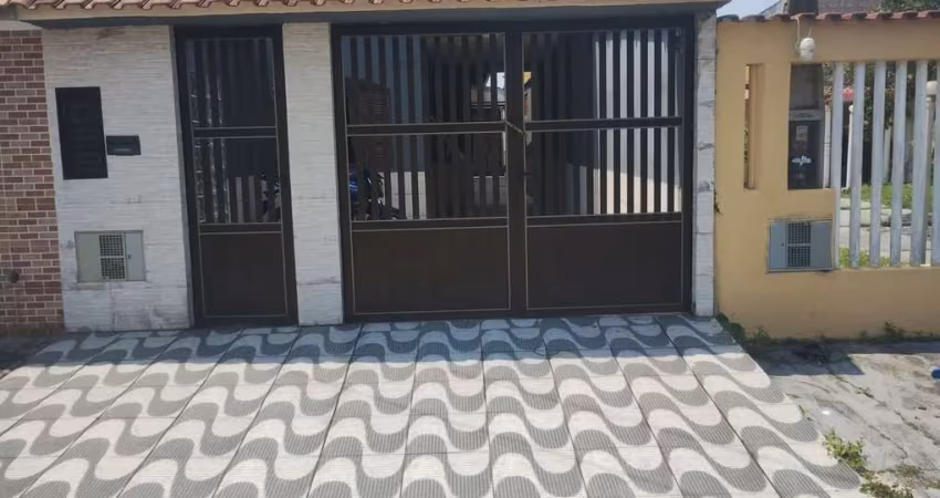 Casa para Venda em Itanhaém, Santa Terezinha, 2 dormitórios, 2 banheiros, 2 vagas