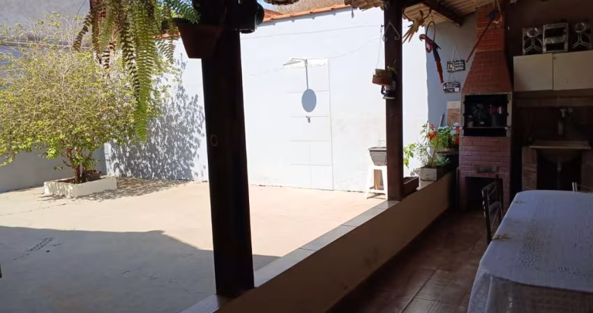 Espetacular casa tipo para venda com 2 quartos, 70m²