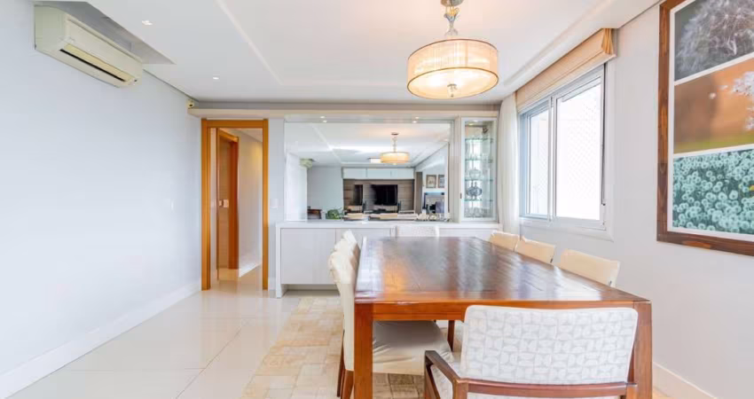 Apartamento com 3 quartos à venda na Avenida Túlio de Rose, 500, Jardim Europa, Porto Alegre