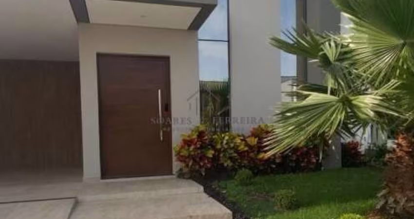 Casa térrea com 03 suites e piscina em condominio fechado -