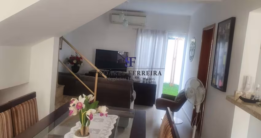Casa de alto padrão em condomínio: 3 quartos, 1 suíte, 2 salas, 3 banheiros, 2 vagas de garagem em Indaiatuba-SP.