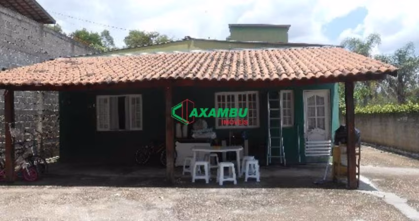 Casa para locação em Jundiaí-SP, Terras de São Francisco: 2 quartos, 2 salas, 1 banheiro, 6 vagas, 110m². Alugue já!