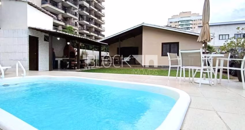 Casa com 3 quartos à venda na Rua Giocondo Dias, --, Recreio dos Bandeirantes, Rio de Janeiro